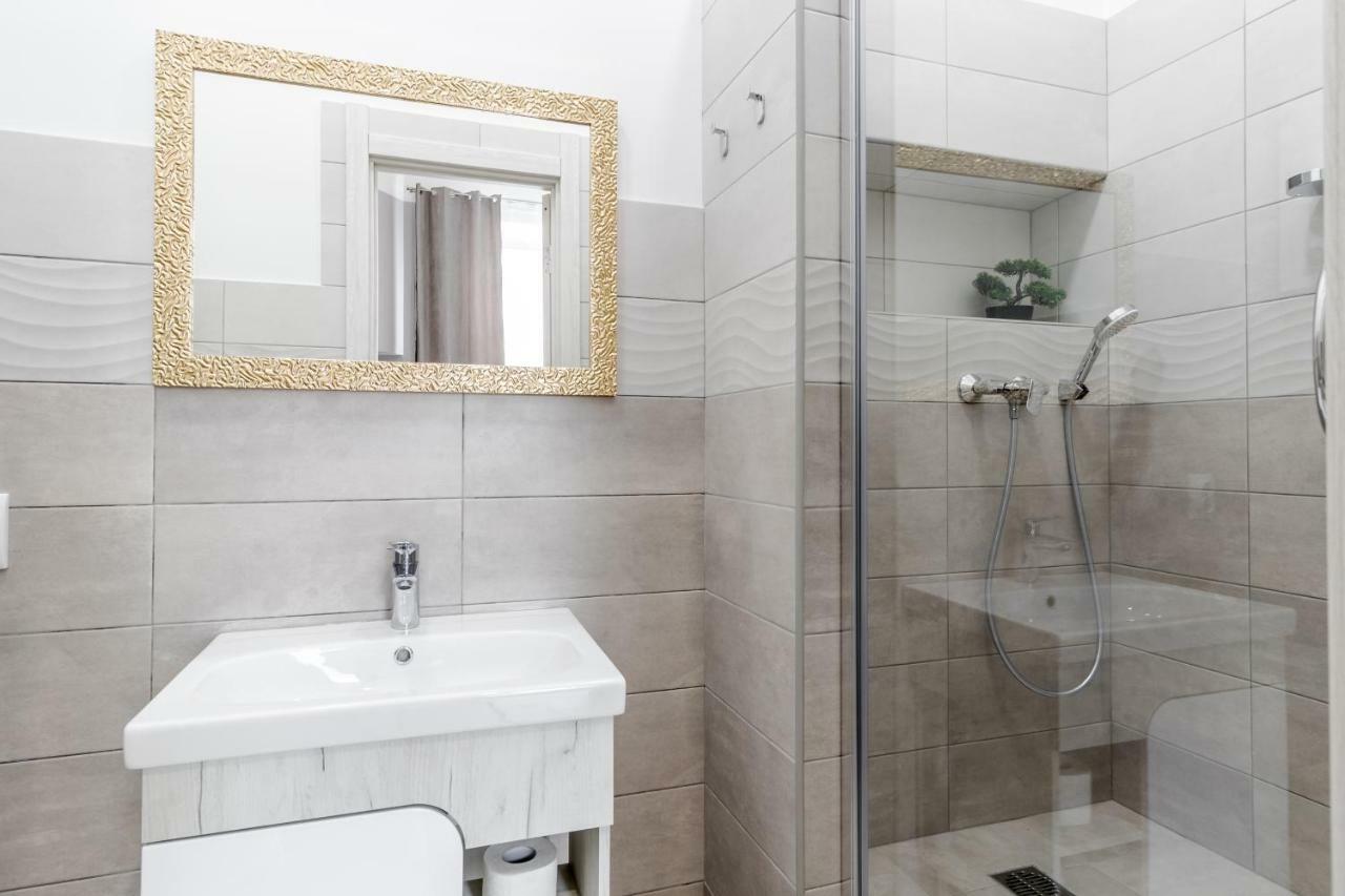 Midwheel Apartment 9 Lvov Exteriér fotografie